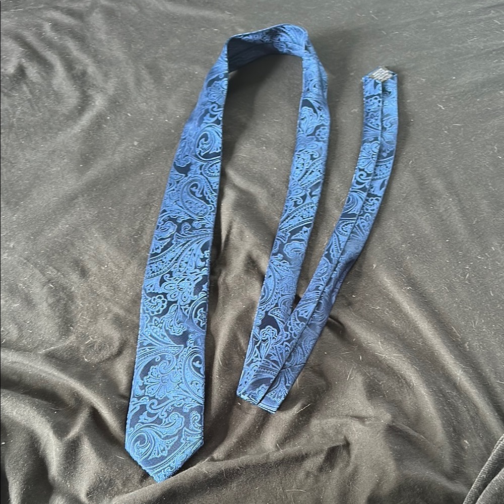 Navy Blue Paisley Necktie